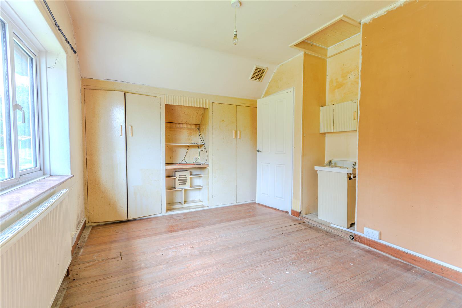 Ochiltree Road, Hastings Rush, Witt & Wilson